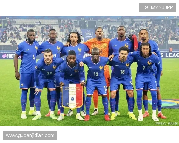 全球足球明星汇聚一堂探寻他们背后的故事与成就 全球足球明星汇聚一堂探寻他们背后的故事与成就