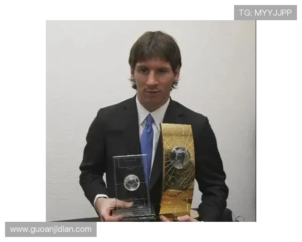 全球足球史上夺冠次数最多的明星球员及其辉煌成就解析 全球足球史上夺冠次数最多的明星球员及其辉煌成就解析