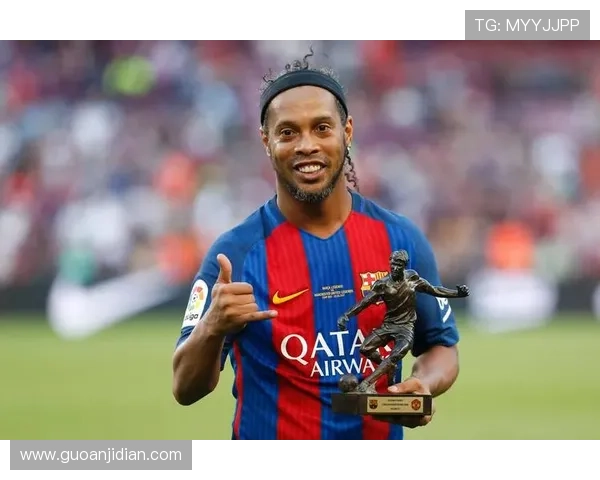 内拿马足球明星的辉煌历程与对国家足球的深远影响 内拿马足球明星的辉煌历程与对国家足球的深远影响