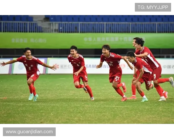 全运会精彩回顾:武汉足球队展现卓越团队协作精神与竞技风采 全运会精彩回顾:武汉足球队展现卓越团队协作精神与竞技风采