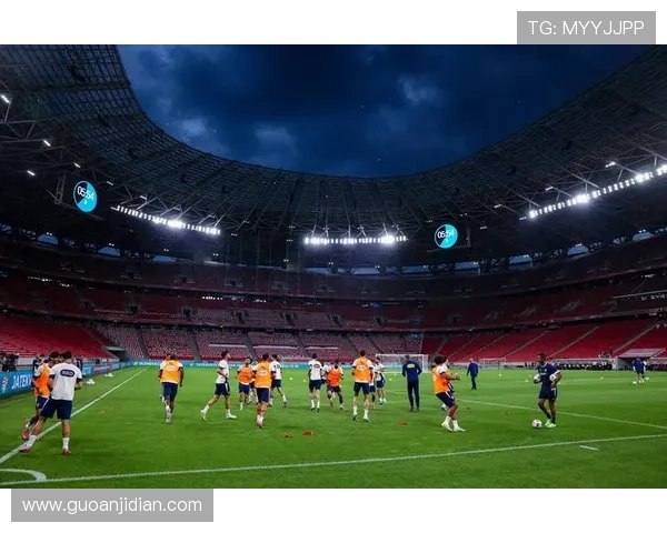 足球明星精彩瞬间全景展示各种动作图带你领略足球魅力