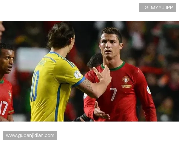 当今足球明星的对决与合作解析谁是最闪耀的球场之星 当今足球明星的对决与合作解析谁是最闪耀的球场之星