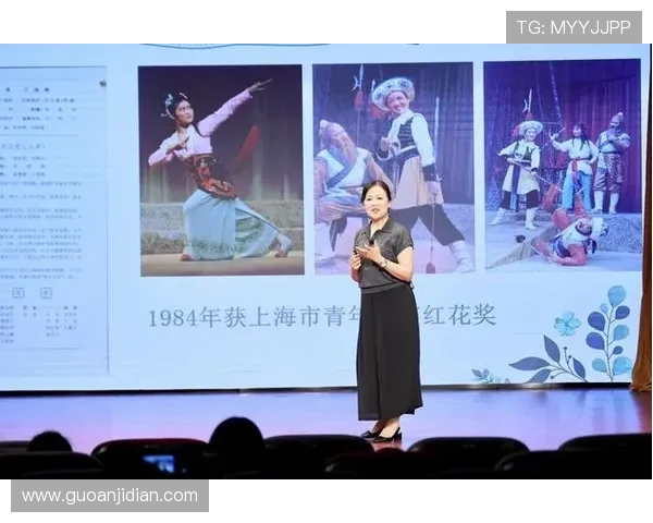 李丽独家揭秘：深入探讨足球技巧与战术心得分享